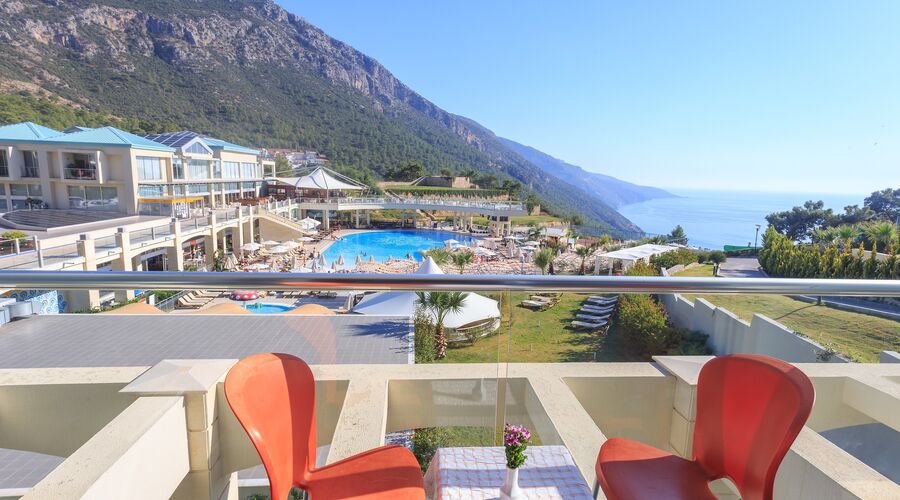 Orka Sunlife Resort  5*